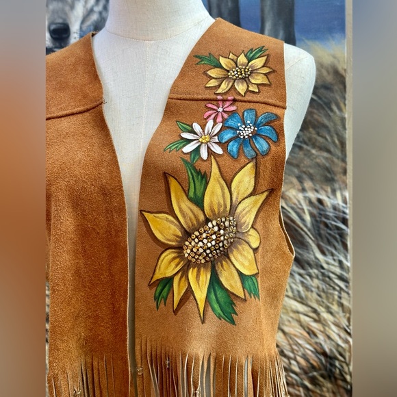 Berman Buckskin vintage long fringe suede vest handpainted cheetah flowers sz SM - Picture 13 of 16
